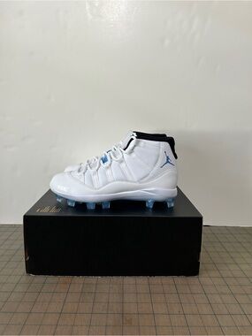 Jordan 11 Mid MCS Cleat ‘Legend Blue’